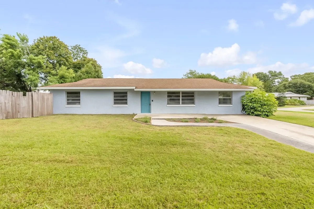 3132 PINE TREE DR, Edgewater, FL 32141