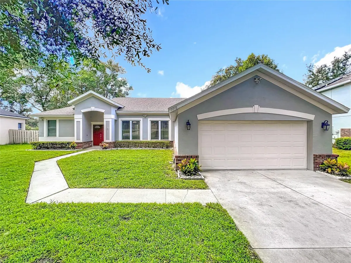 1716 SPARKLING WATER CIR, Ocoee, FL 34761
