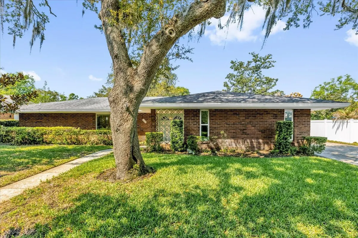 649 BERWICK DR, Winter Park, FL 32792