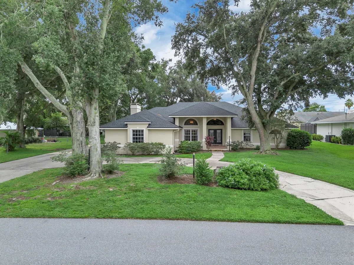 345 S LAKE FLORENCE DR, Winter Haven, FL 33884