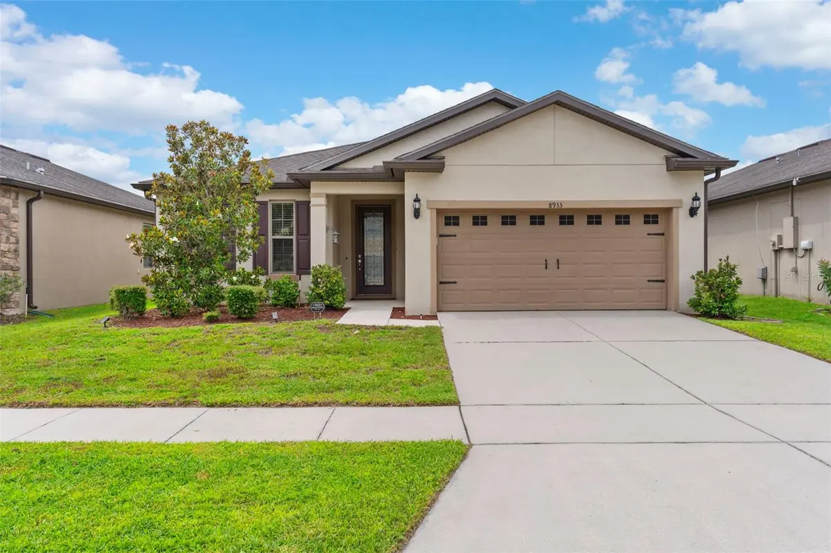 8933 HINSDALE HEIGHTS DR, Polk City, FL 33868