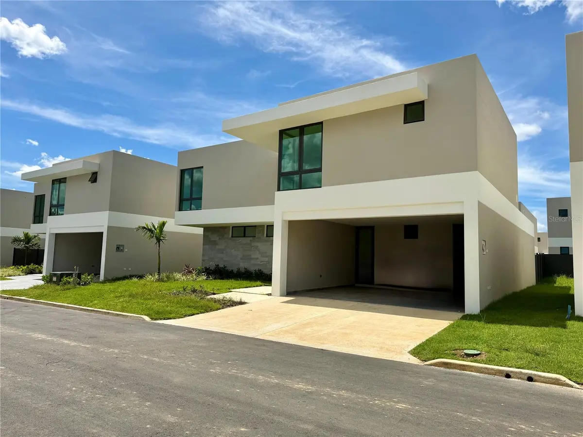 9VRC+GP RIVIERA, Bayamon, PR 00959