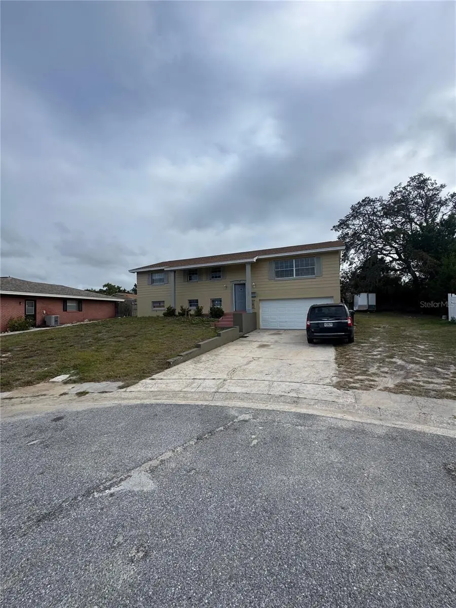 1737 PEACHWOOD LN, Orlando, FL 32818
