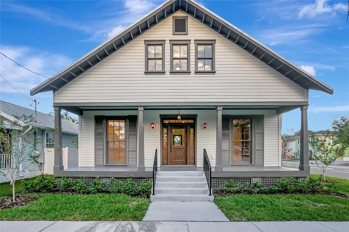 2111 W CLEVELAND ST, Tampa, FL 33606