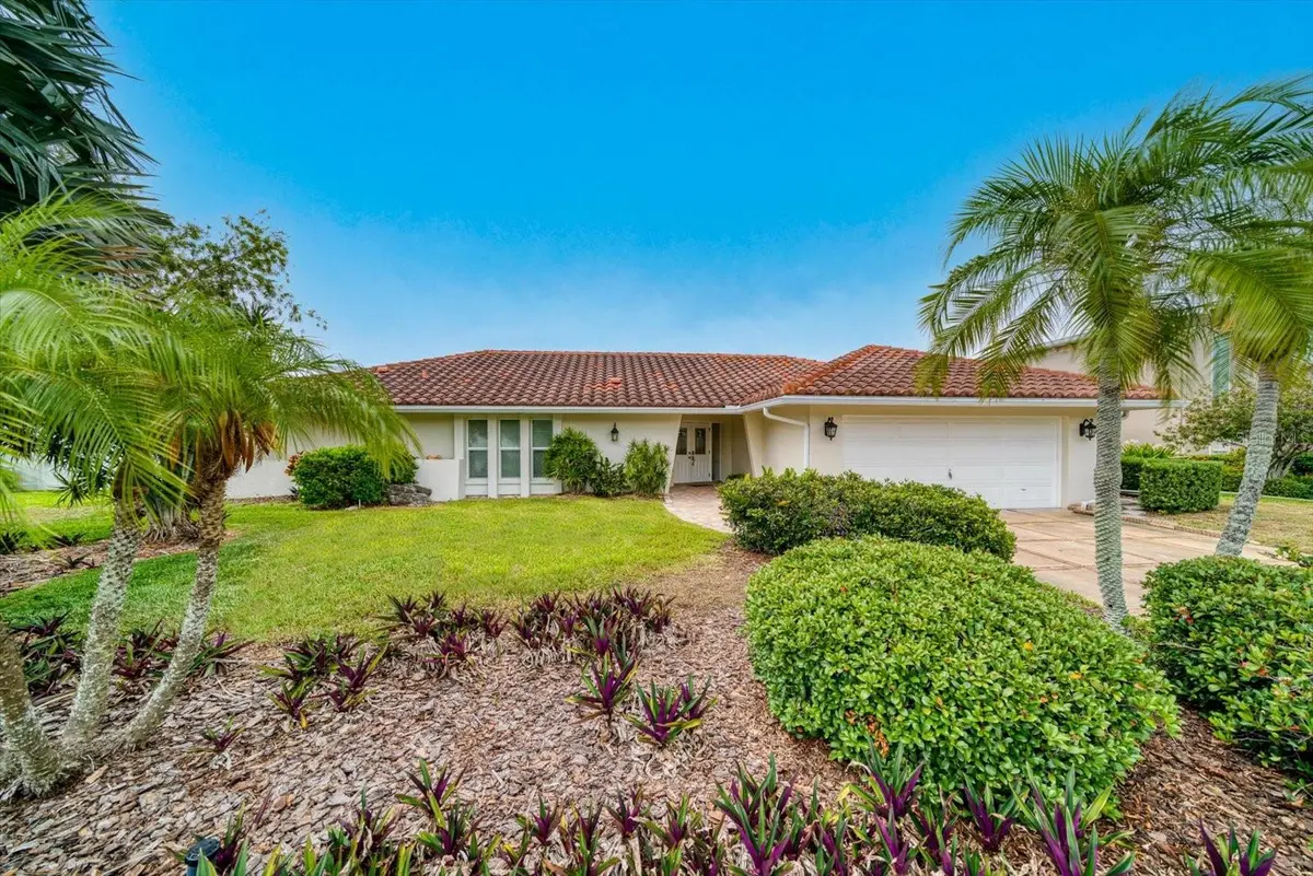 206 POINCIANA LN, Largo, FL 33770