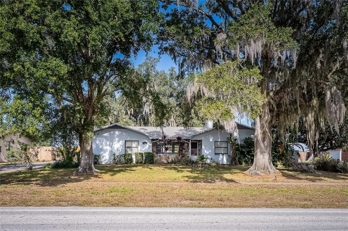 3303 DUFF RD, Lakeland, FL 33810
