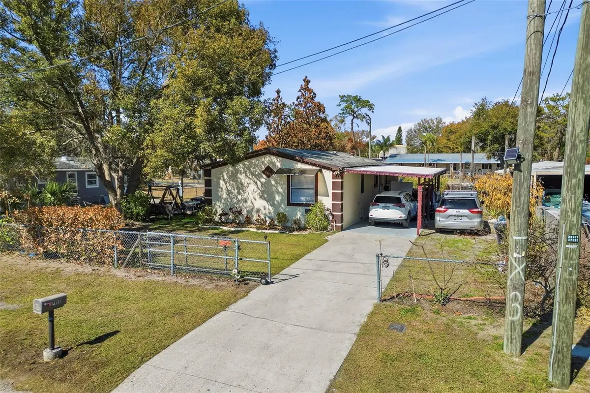 8804 FOURESS LN, Gibsonton, FL 33534