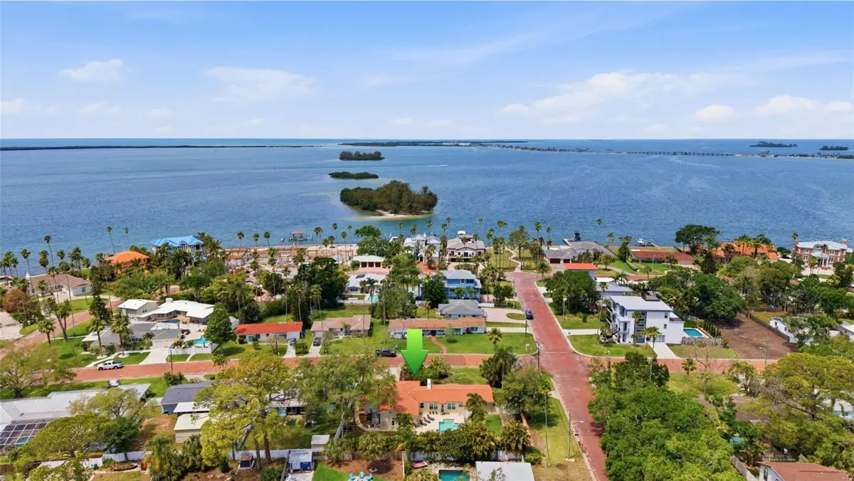 1797 SANTA BARBARA DR, Dunedin, FL 34698