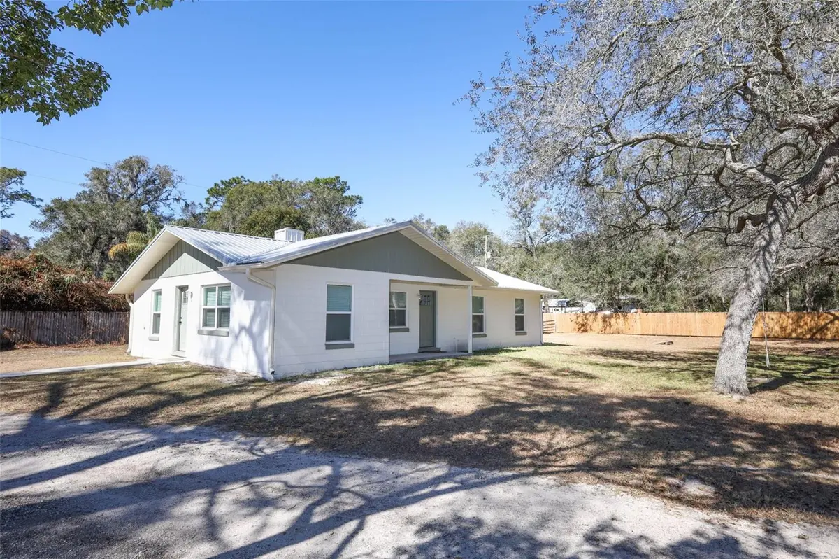 1243 SPRING GARDEN RANCH RD, De Leon Springs, FL 32130