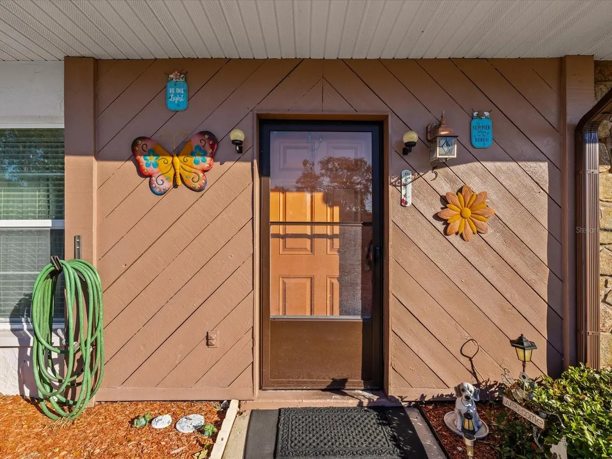 6188 CHESHAM DR #5, New Port Richey, FL 34653