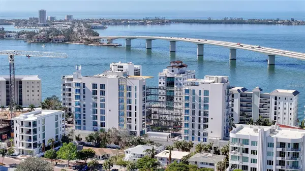 223 GOLDEN GATE POINT #2A, Sarasota, FL 34236