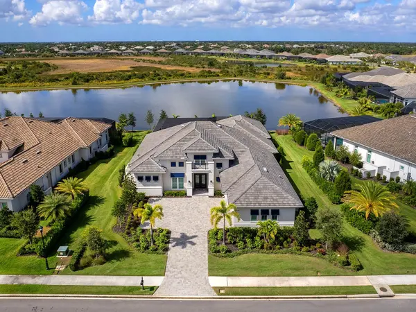 17041 CLEARLAKE AVE, Lakewood Ranch, FL 34202