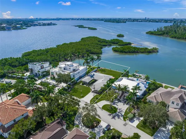 1386 TANGIER WAY, Sarasota, FL 34239
