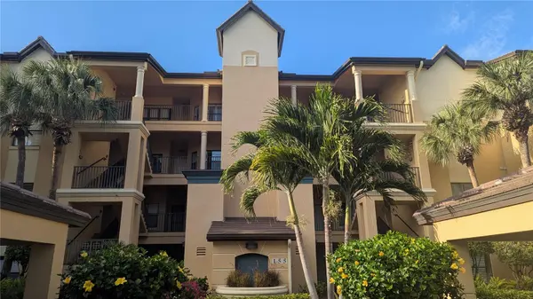 155 VINTAGE CIR #I404, Naples, FL 34119