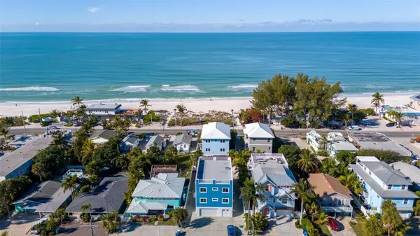 2210 AVENUE C #Manatee, Bradenton Beach, FL 34217