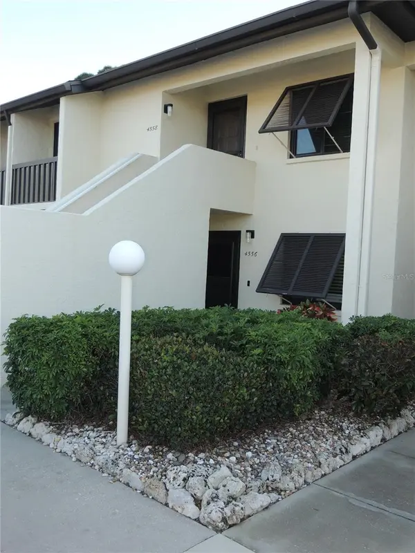 4556 LONGWATER CHASE #4556, Sarasota, FL 34235