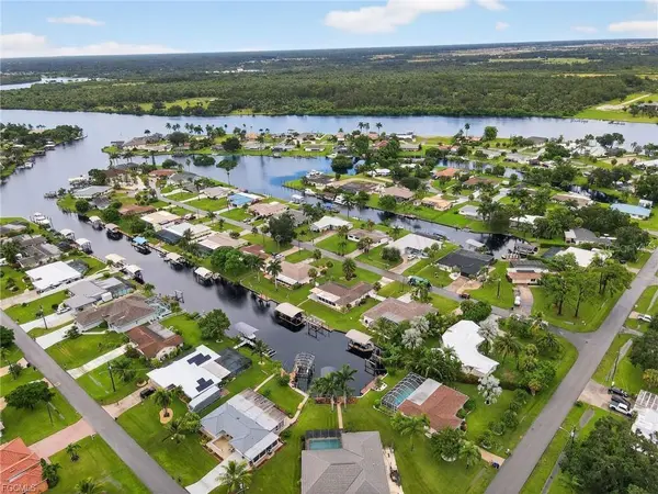 13769 RIVER FOREST DR, Fort Myers, FL 33905
