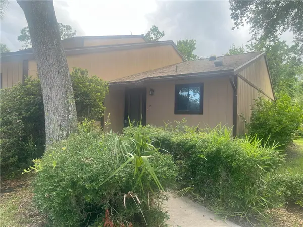 10 VILLAGE DR, Flagler Beach, FL 32136