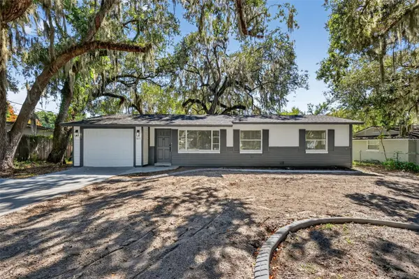 1611 HAMPTON RD, Leesburg, FL 34748