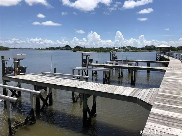 12290 ANCHOR COVE DR, Cedar Key, FL 32625
