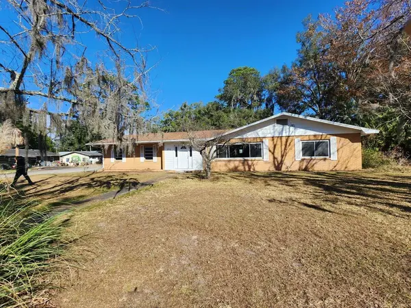 310 NE 7TH AVE, Chiefland, FL 32626