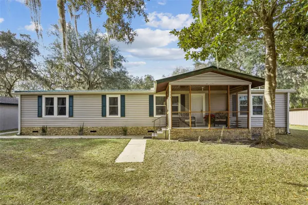 111 FAIRWAY LN, Crescent City, FL 32112