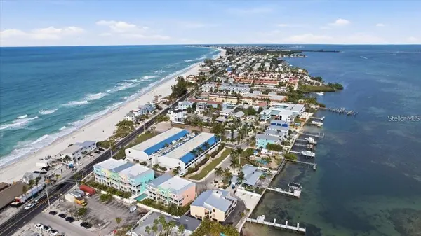 611 GULF DR N #D24, Bradenton Beach, FL 34217