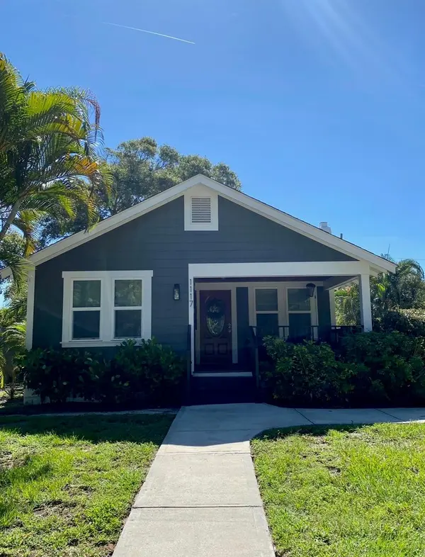 1117 17TH ST N, St Petersburg, FL 33713