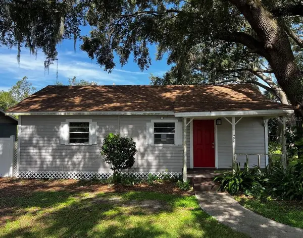495 FERN AVE, Tavares, FL 32778