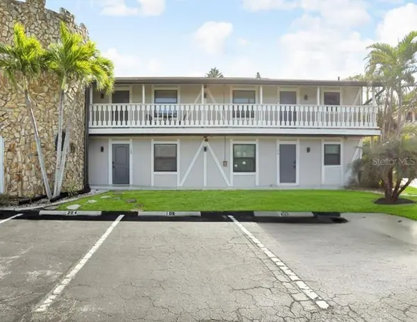 10022 OXFORDSHIRE LN #206, Fort Myers, FL 33908