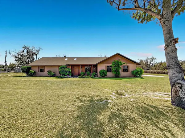 3809 PORTER RD, Lithia, FL 33547