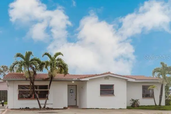 17401 1ST ST E,  Redington Shores,  FL 33708
