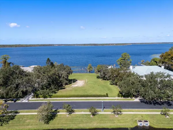 8774 LAKE TIBET CT, Orlando, FL 32836