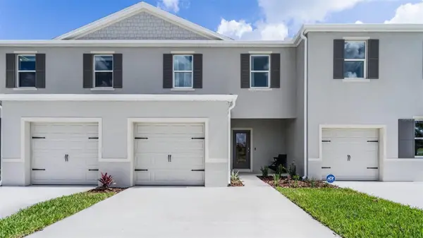 3283 PRIVATE OAK DR, Apopka, FL 32703