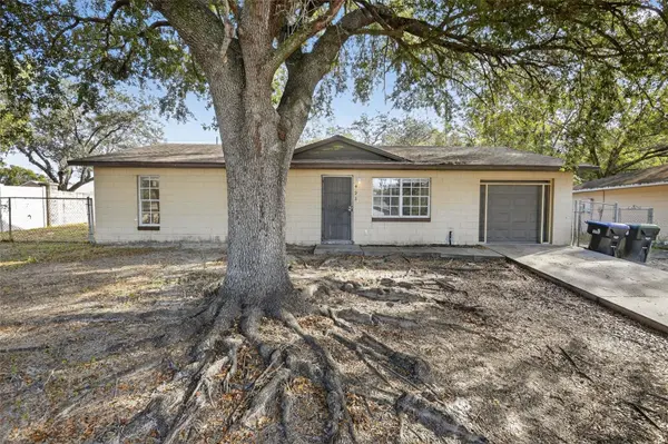 493 APOPKA HILLS CIR, Apopka, FL 32703