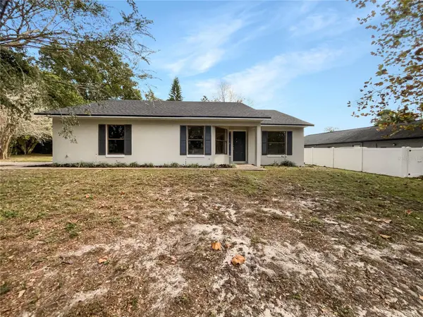 93 HILLSIDE DR, Eustis, FL 32726