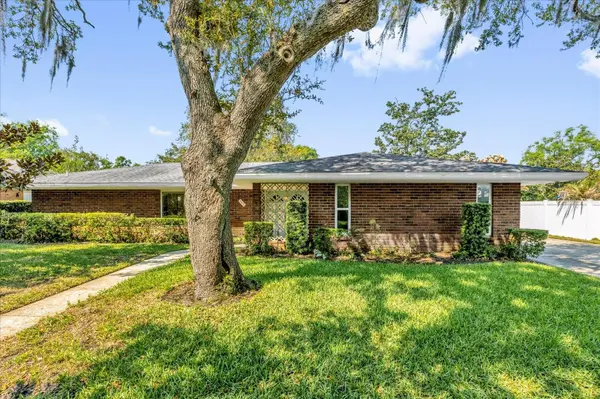 649 BERWICK DR, Winter Park, FL 32792