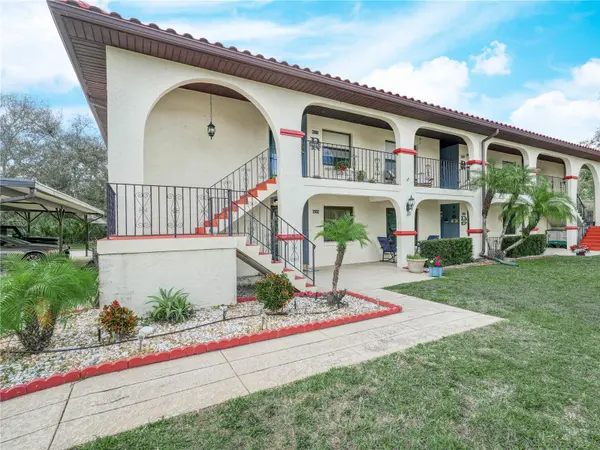 2002 GRANADA CT #1, Lake Wales, FL 33898