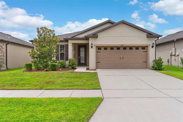 8933 HINSDALE HEIGHTS DR, Polk City, FL 33868