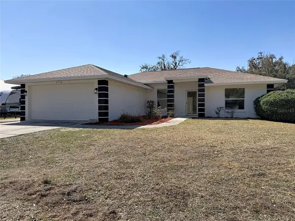 5730 SOUTHWIND DR, Mulberry, FL 33860