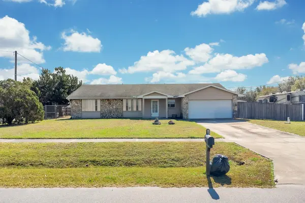 1141 MEADOW SPRING CT, Kissimmee, FL 34744