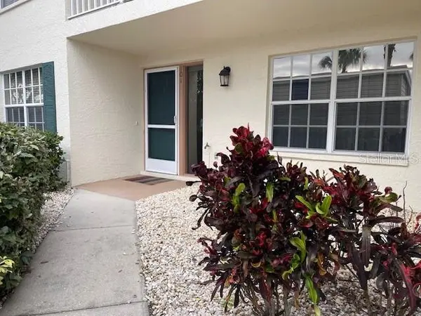 201 SILVER LAKE DR #101, Venice, FL 34292