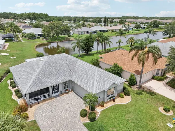 2306 EMERALD LAKE DR, Sun City Center, FL 33573