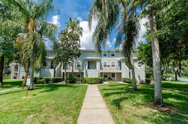 7246 E BANK DR #106, Tampa, FL 33617