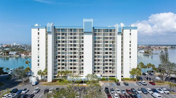 9495 BLIND PASS RD #605, St Pete Beach, FL 33706