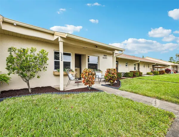 10820 43RD ST N #902, Clearwater, FL 33762