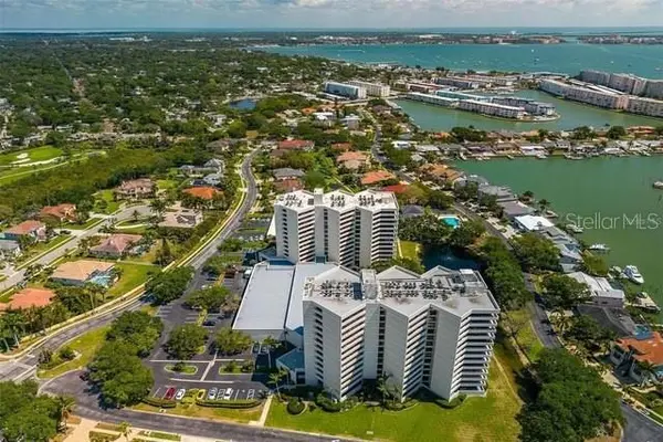 5950 PELICAN BAY PLZ S #PH-1B, St Petersburg, FL 33707