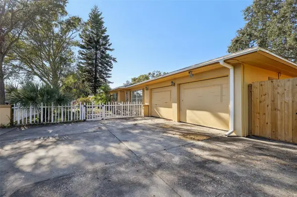 2228 NE COACHMAN RD, Clearwater, FL 33765