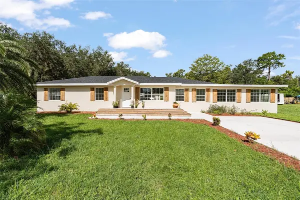 1518 LAKESIDE DR, Deland, FL 32720