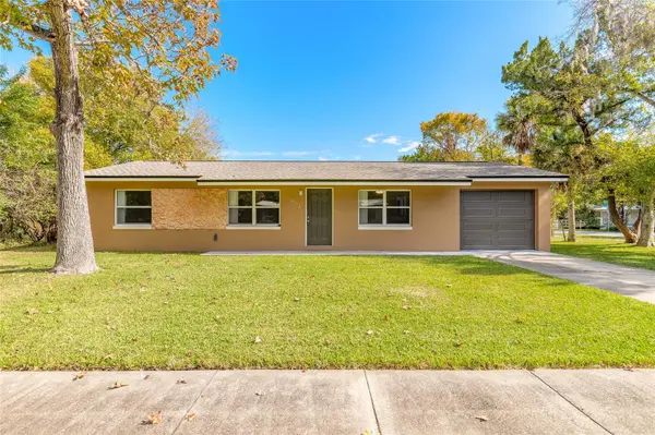 901 DAMRON ST, Daytona Beach, FL 32117